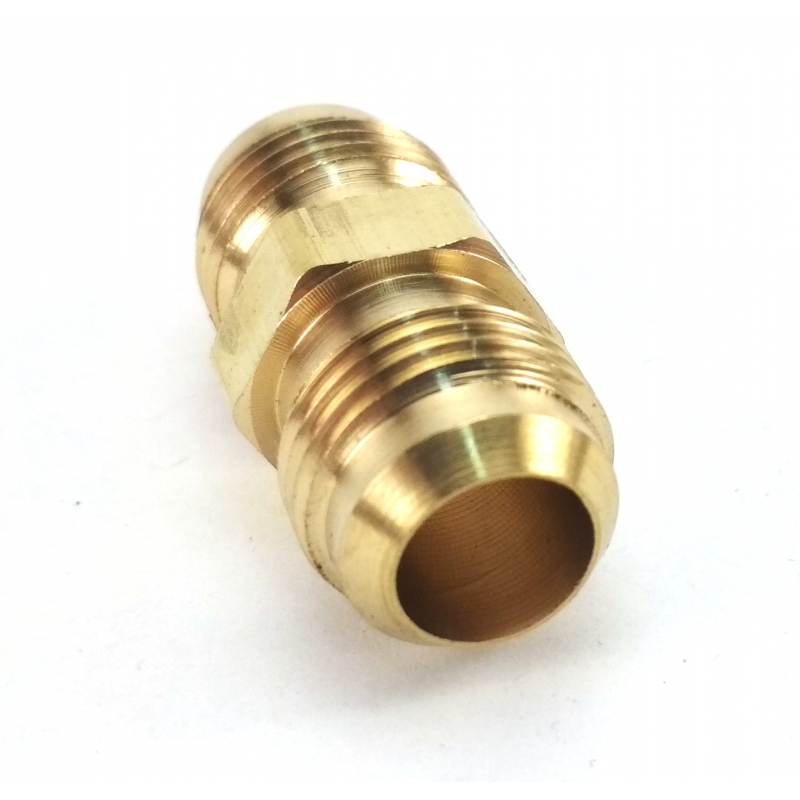 Соединитель 3/8"-1/2"